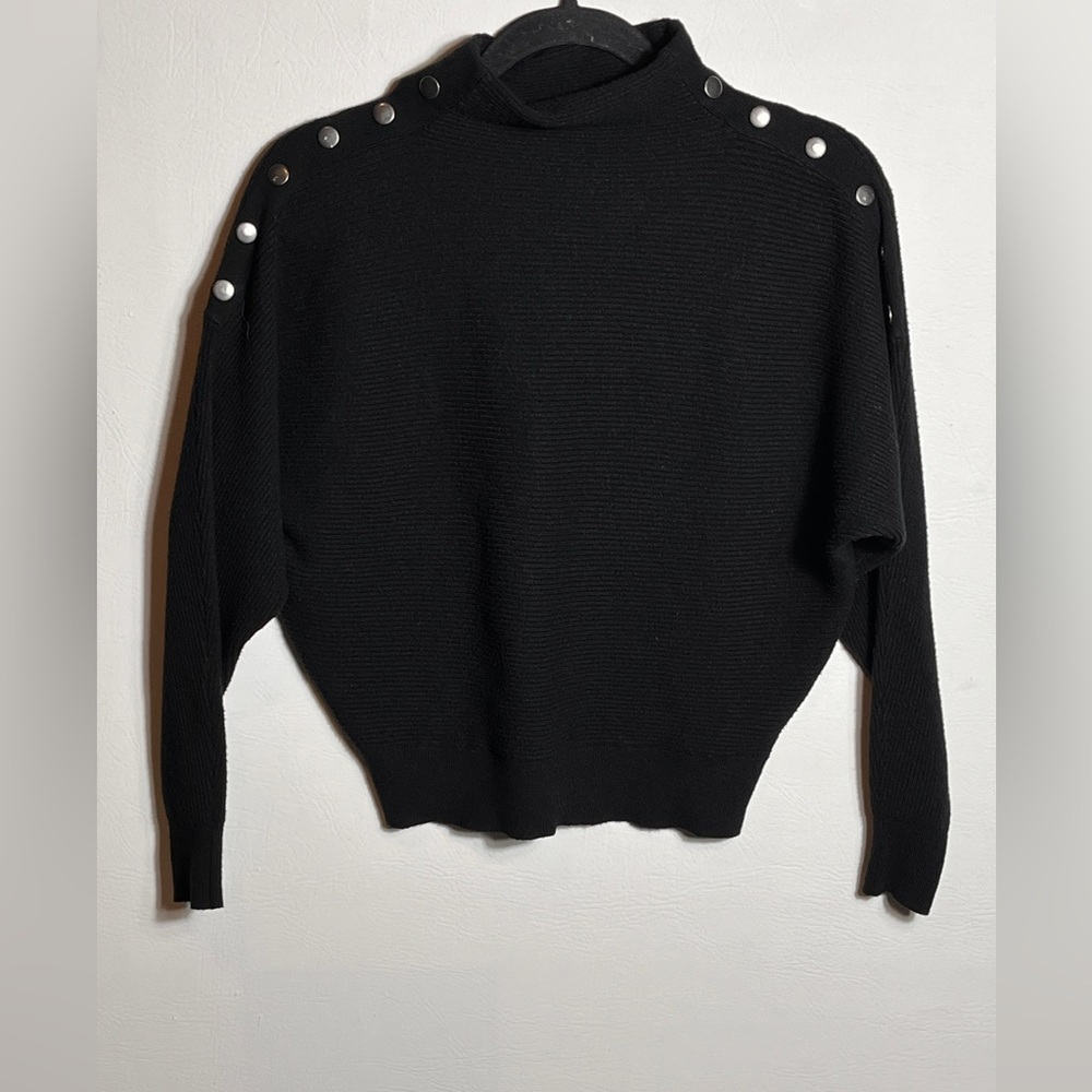 Carmen Marc Valvo Black sweater button design sinch size S